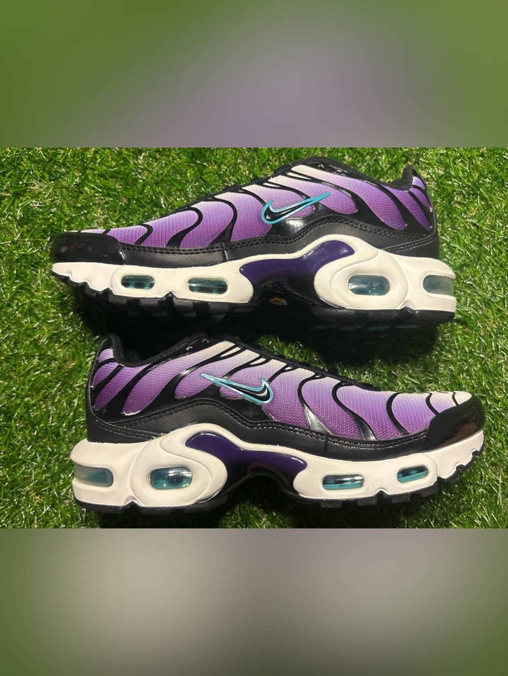 Nike Kids Purple Gradient Sneakers with Teal Swoosh